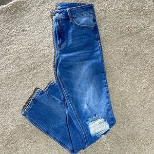 Women’s skinny jeans. Brand new never worn.